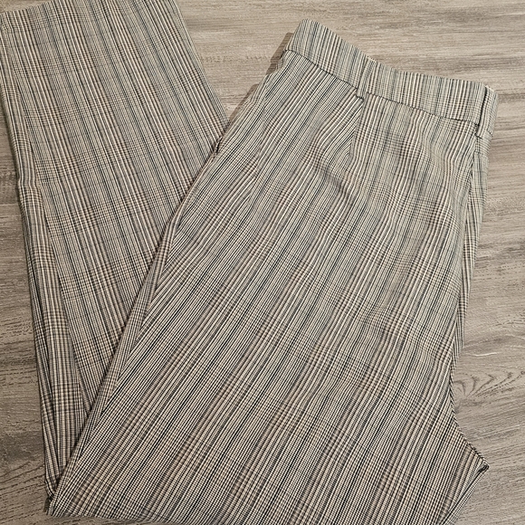 Women Striped Gray Pants - Picture 3 of 7